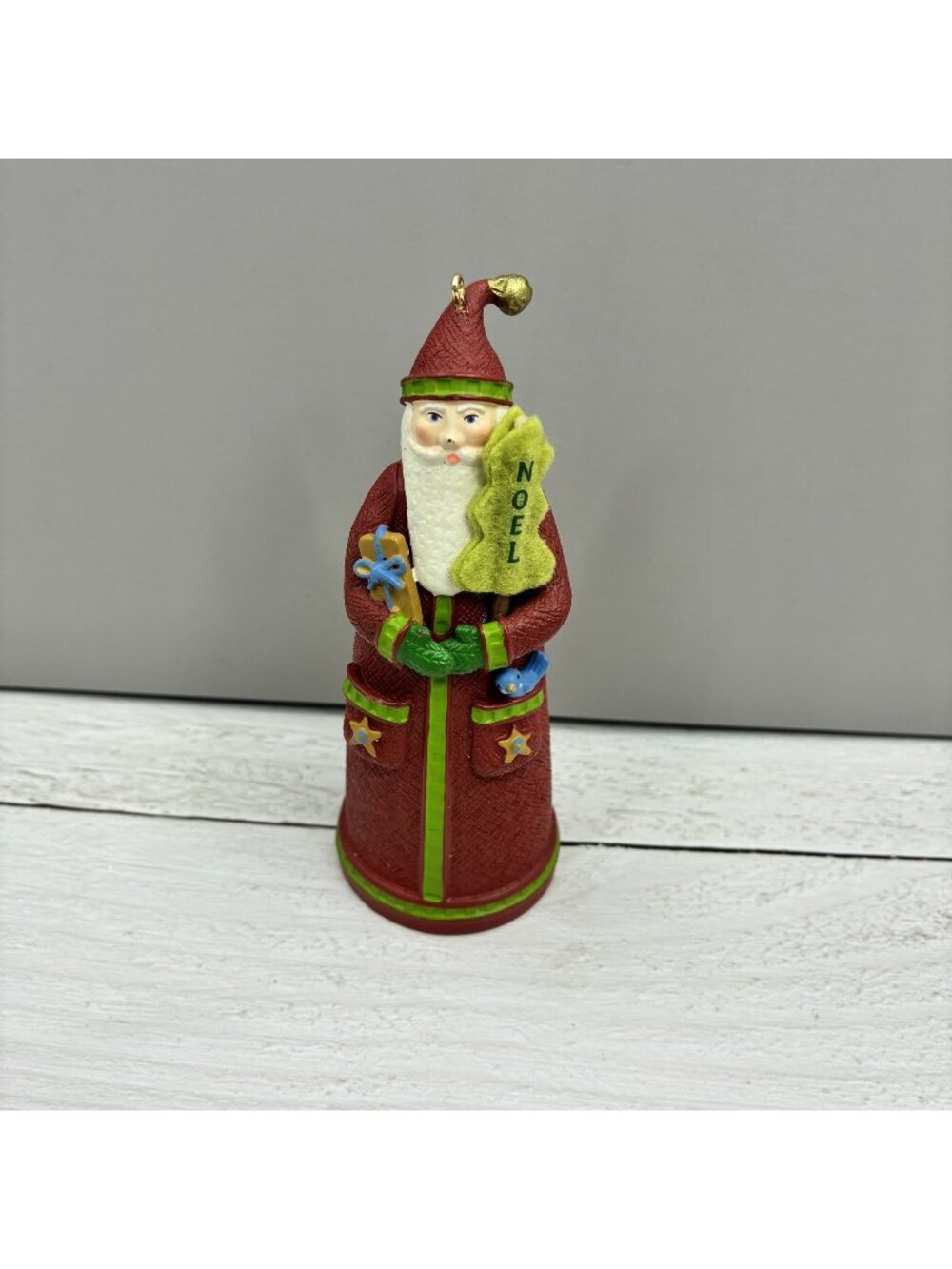 Hallmark Santa Claus Christmas Tree Noel Figurine Ornament 2015 4.5" Tall